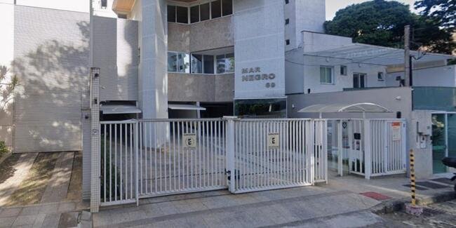 Lote 1 — Prédio comercial com área total de 346,50m²
