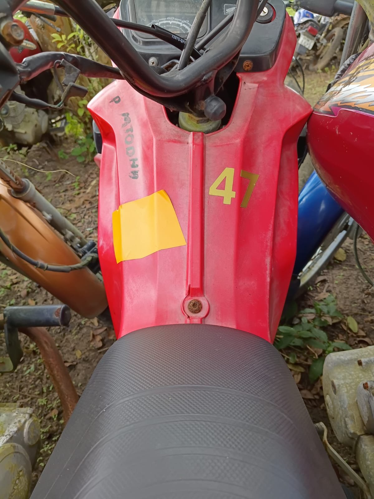 Lote 47 — HONDA/POP100